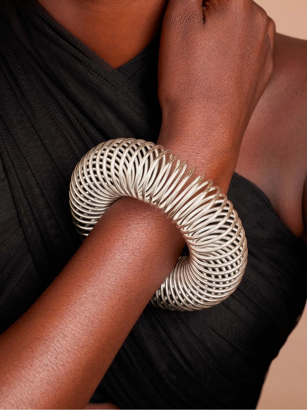 ARIO BANGLE